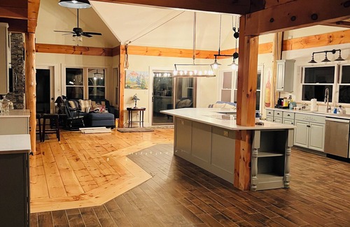 Gansevoort House | Saratoga country villa