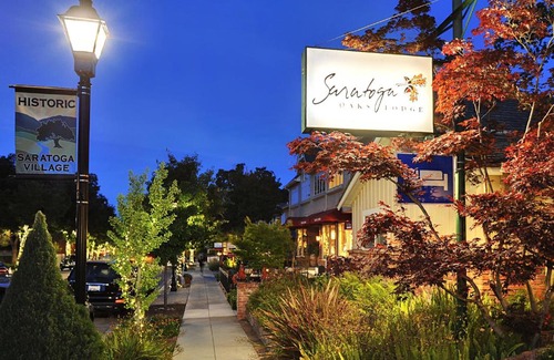 Saratoga Hotel | Saratoga Oaks Lodge