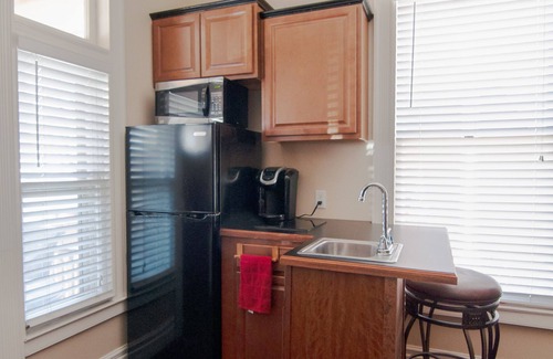 Saratoga Springs Apartment | Saratoga Track Rental Downtown Saratoga