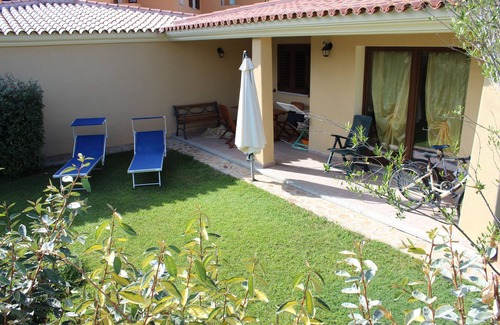 Pittulongu House | Sardinia-Pittulongu-Holiday home w/garden 5 min. walk from withe sandy beaches