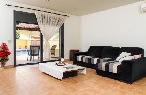 Sant Pere Pescador Villa | Sario Beach Villa - Casa con encanto equipada con piscina de agua salada y jacuzzi