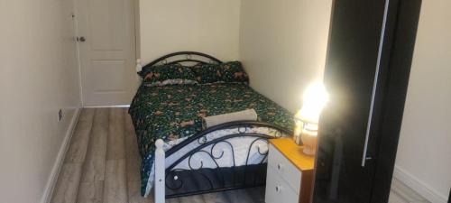 Havering Apartment | Sariyu space studio flat with own bathroom and Kichen