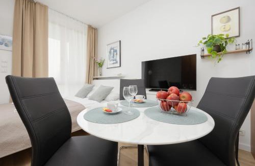 Wilanow Apartment | Sarmacka 27 studio 3-close to Medicover and Paley