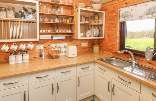 Narberth Cottage | SARNGWM, pet friendly, country holiday cottage in Narberth