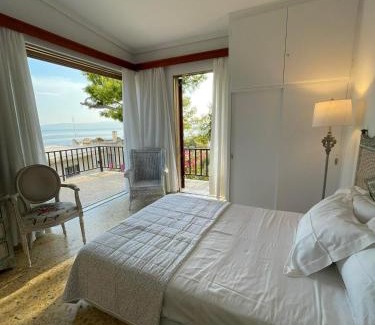 Kineta Apartment | Saron Breeze Villa