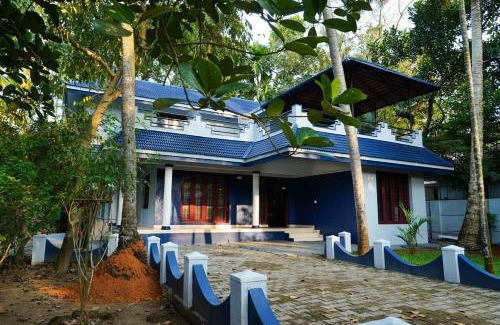 Kochi House | Sarovaram -Beautiful Riverfront Villa Kochi