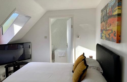 St. Helier Apartment | Sarum Apart-Hotel