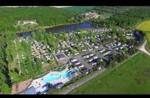 Onzain Other | SAS MHVACANCES LOUE MOBILHOME 2 CHAMBRES PROCHE CHATEAUX et ZOO BEAUVAL