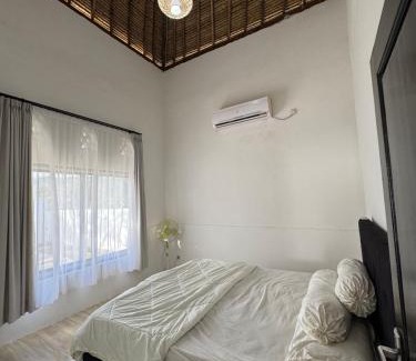 Sekotong Barat Villa | Sasak House Private Beachfront Home