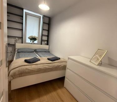 Saska Kepa Apartment | Saska Kępa Apartament LUX