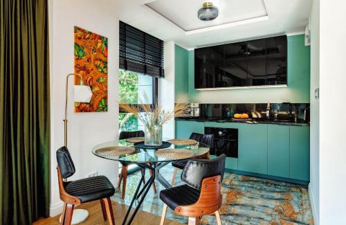 Srodmiescie Apartment | SASKI apartament PREMIUM Unia Art Residence HOME & SPA CENTER "best view"