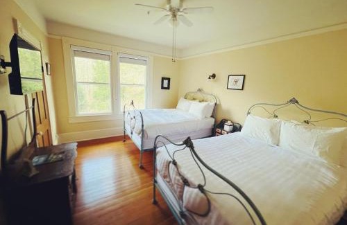 Agassiz Bed & Breakfast | Sasquatch Crossing Eco Lodge B&B