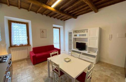 Ronciglione Apartment | Sasso Grosso House