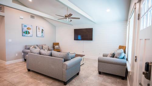 Safe Harbor House | Sassy Seahorse