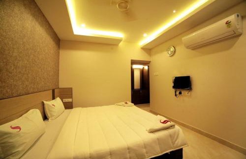 Thiruparankundram Hotel | Sathyaa Grand Inn