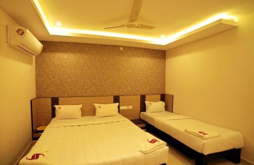 Thiruparankundram Hotel | Sathyaa Grand Inn