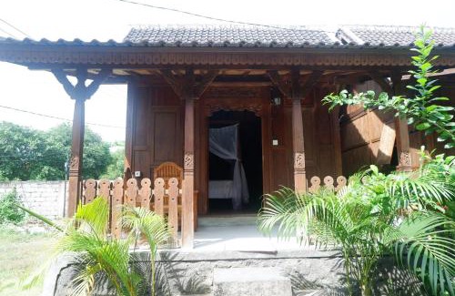 Purwakerti House | Satria House Amed