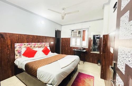 New Delhi Hotel | Satya Niketan D