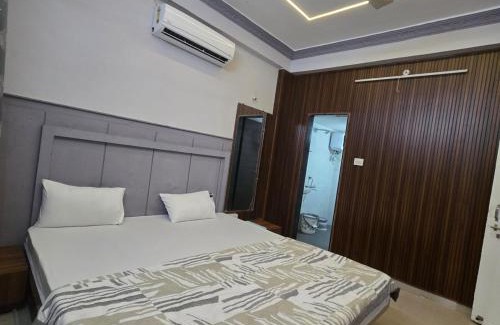 Indore Apartment | Satyabhama Homestay-Sapphire- two bhk Luxury appartment