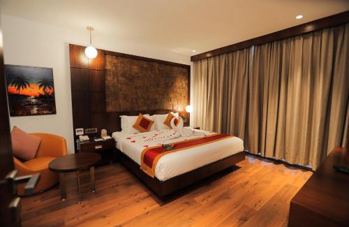 Kolagappara Hotel | Saugandhika West Gate