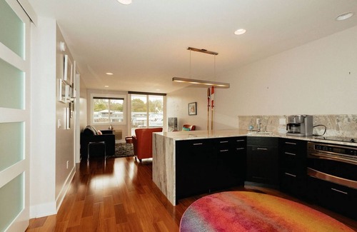 Saugatuck Condo | Saugatuck Waterfront condo. Bike, beach, boat, kayak, shop, Outdoor heated pool