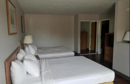 Sault Ste. Marie Hotel | Sault Superior Place