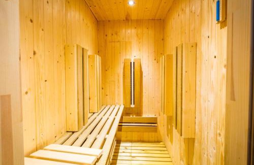 Laon Apartment | Sauna - Le loft des remparts - FloBNB