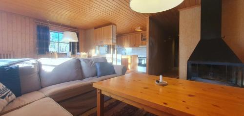 Lofsdalen House | Sauna | Wi-Fi | Terrace | Wood stove | Cable TV