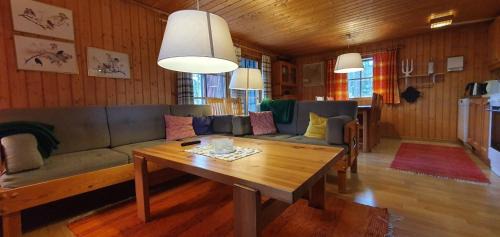 Lofsdalen House | Sauna | Wi-Fi | Terrace | Wood stove | Cable TV
