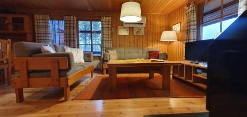 Lofsdalen House | Sauna | Wi-Fi | Terrace | Wood stove | Cable TV