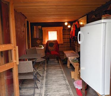 Kehys-Kainuu House | Saunamökki järven rannalla - 5-tien varrella