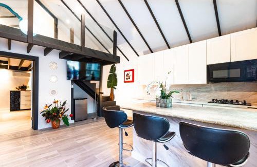 Nassau House | Saunders 3BD Beach Cottage