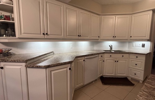 Grand Bend House | Saunter to the Beach (3 min walk)