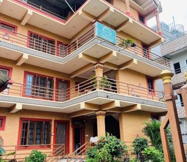 Sauraha Hotel | sauraha alley inn