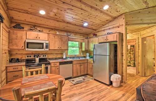 Helen Cabin | Sautee Mountain Retreat at ‘The Rendezvous’