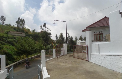 Ngadisari House | Savana Guesthouse