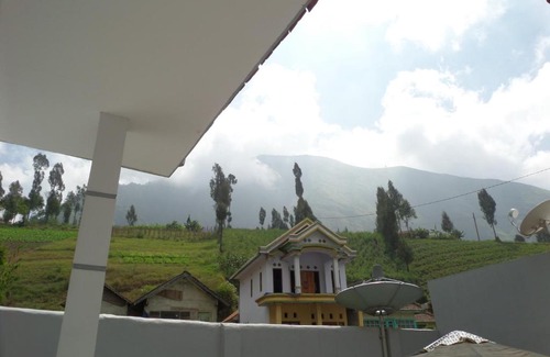Ngadisari House | Savana Guesthouse
