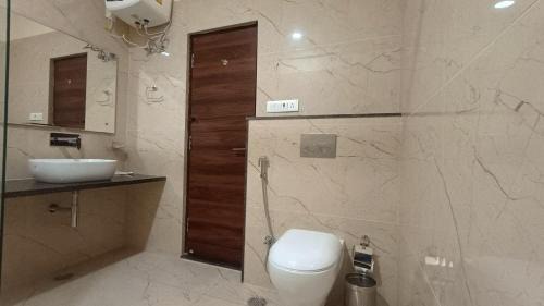 Bail Parao Hotel | Savanna Retreat By Mystical Views