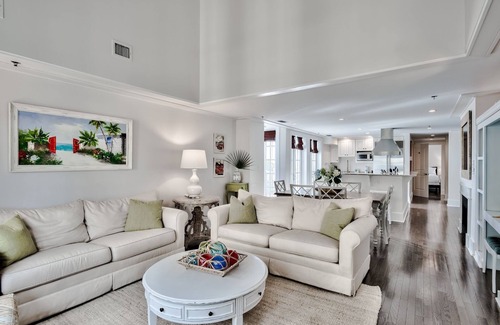 Rosemary Beach Condo | Savannah 1E— Classic Rosemary Beach Condo with Gulf Views