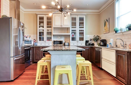Old West Broad Neighborhood House | Savannah Frederick - Entire Home