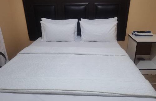 Mahikeng House | Savannah Guest House Mafikeng