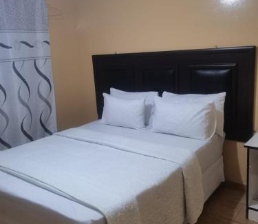 Mahikeng House | Savannah Guest House Mafikeng