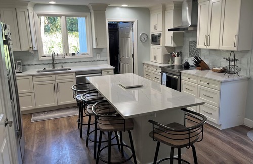 North Forest Beach House | SAVE 10% … 300 steps to beach with …private pool in Forest Beach!