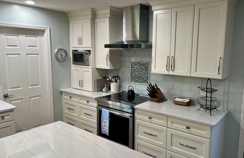 North Forest Beach House | SAVE 10% … 300 steps to beach with …private pool in Forest Beach!