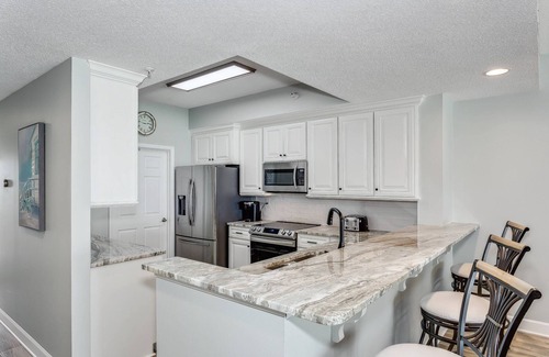 Navarre Beach Condo | Save 10% on 3+ Nights, Book by Oct 31!