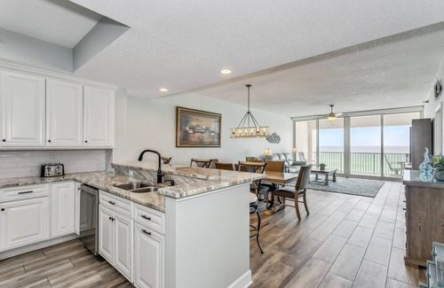 Navarre Beach Condo | Save 10% on 3+ Nights, Book by Oct 31!