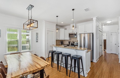 Navarre Beach House | Save 10% on 3+ Nights, Book by Oct 31!