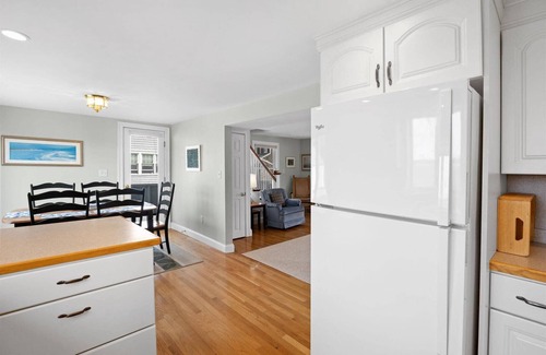 Minot House | Save 10% on Fall Stays - Book by Nov 21!