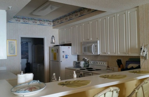 Navarre Beach Condo | SAVE IF YOU BOOK FOR AUGUST! Labor Day Open! 5th Floor Beauty!