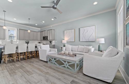 Miramar Beach House | 🏖️ Saved by the Beach | 6-Seat Golf Cart | Heated Pool* | Free Sunset Dolphin Cruise